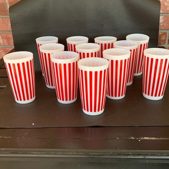 12 hazel atlas, red striped glasses